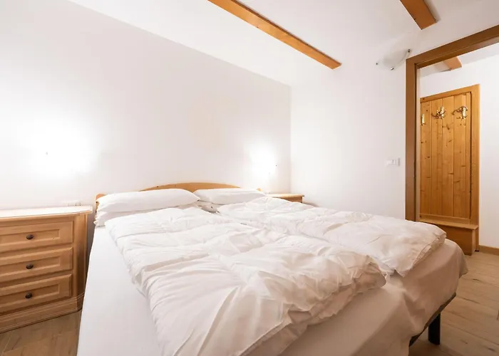 Cesa Cascata Apartment Canazei